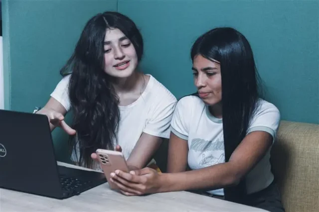 chicas digitales Telecom